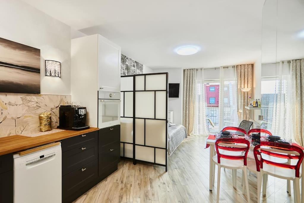 Golden Hour Apartments- Plac Slowianski 36 Swinoujscie Ngoại thất bức ảnh